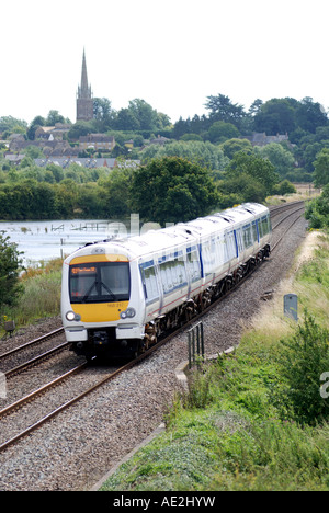 Chiltern Railways class 168 diesel train at King`s Sutton, Northamptonshire, England, UK Stock Photo